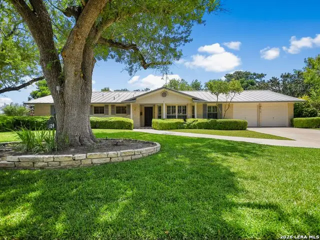 134 Meadowood Lane, San Antonio, TX 78216 - #2