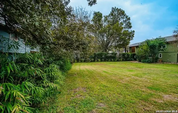 187 Royal George Cir, McQueeney, TX 78123