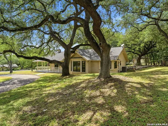 9235 Cinchona Trl, San Antonio, TX 78266 - #3