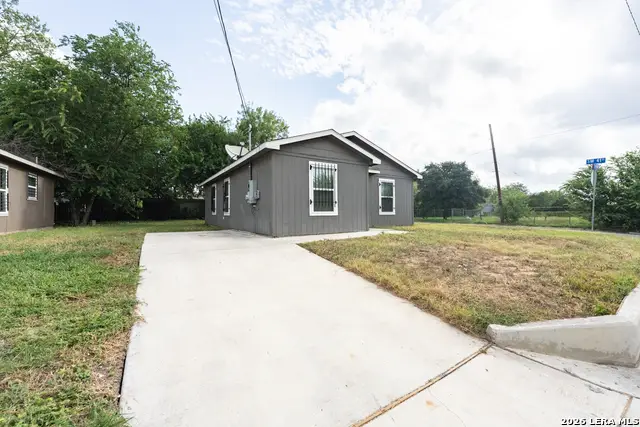 4903 Tyson St, San Antonio, TX 78237 - #2