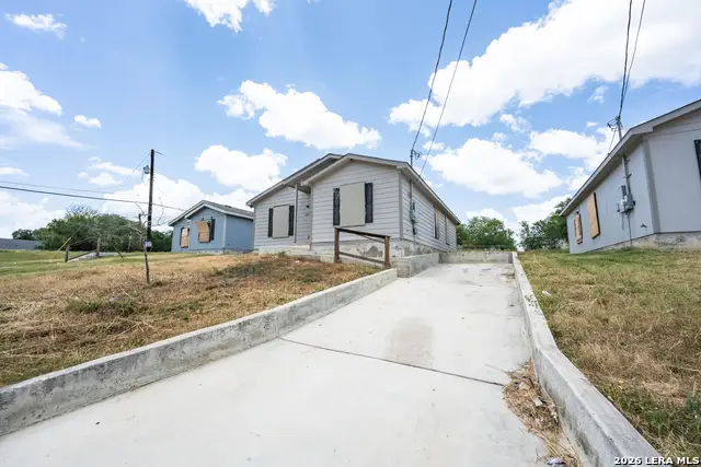 1007 Yucca St, San Antonio, TX 78220 - #2