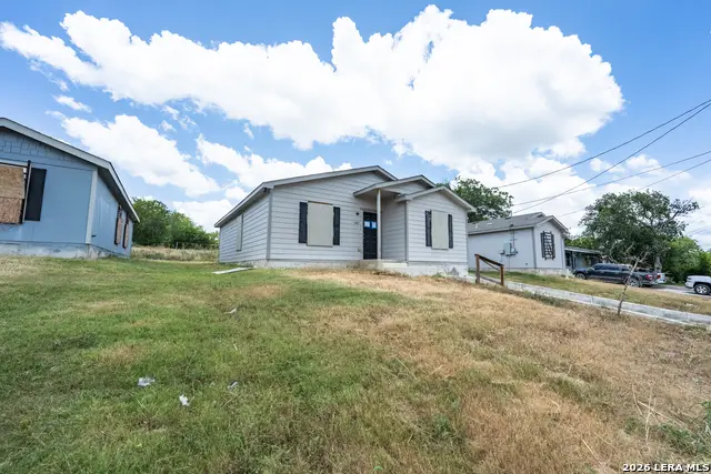 1007 Yucca St, San Antonio, TX 78220 - #3