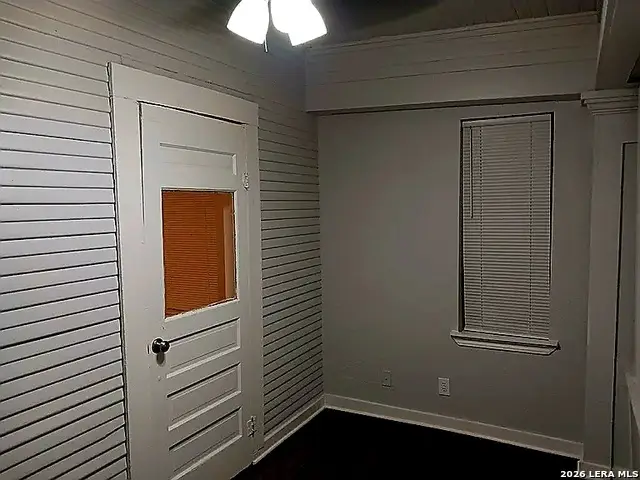 317 Cincinnati Ave, San Antonio, TX 78201 - #2