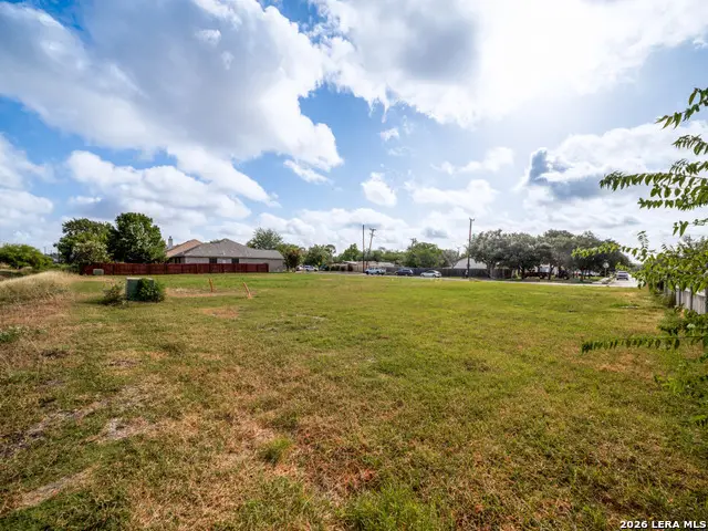 8231 Marek St, San Antonio, TX 78224 - #3