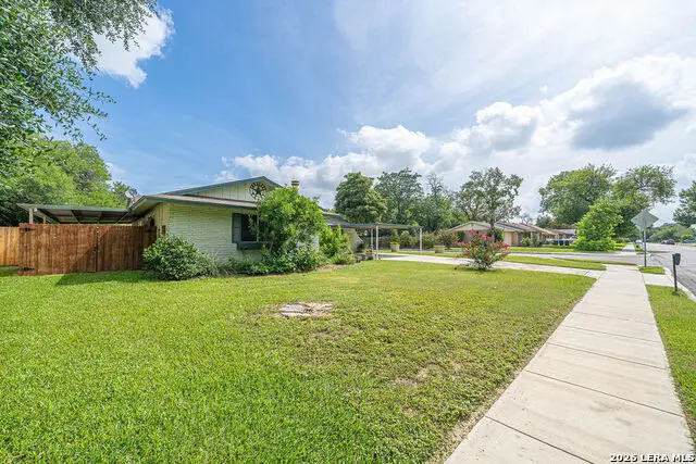 4043 Willow Green Dr, San Antonio, TX 78217 - #3