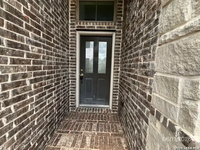 1904 Edgecreek, Seguin, TX 78155 - #3