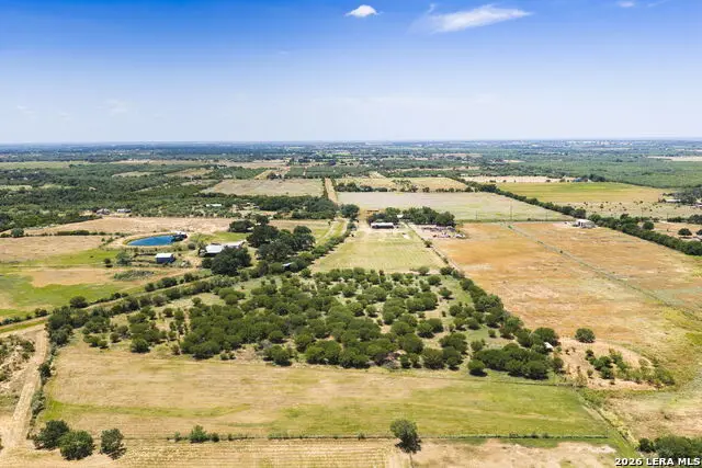 1100 County Road 669, Devine, TX 78016 - #2