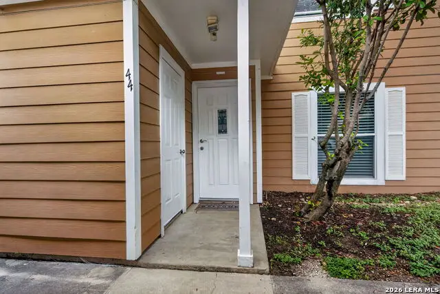 7322 Oak Manor Dr #44, San Antonio, TX 78229 - #1