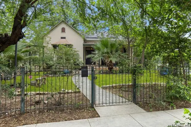 1012 N Flores St, San Antonio, TX 78212 - #2