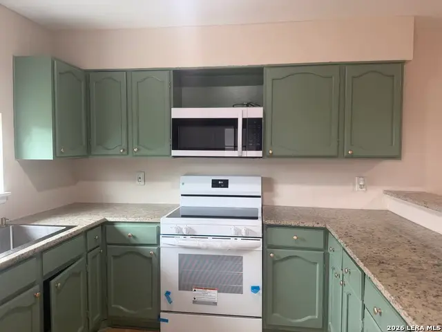 1303 Klondike St, San Antonio, TX 78245 - #3