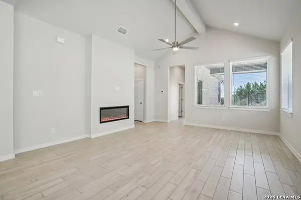 1937 Pining St, New Braunfels, TX 78132