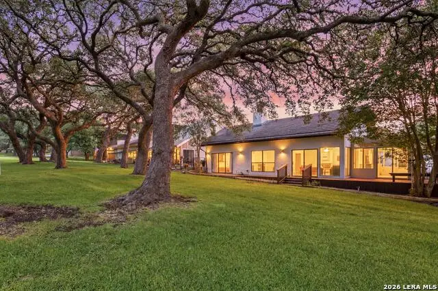 29342 Ridgeview Trl, Boerne, TX 78015 - #1