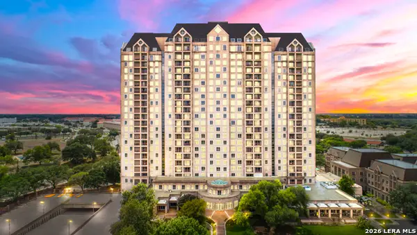 1 Towers Park Ln #213, San Antonio, TX 78209