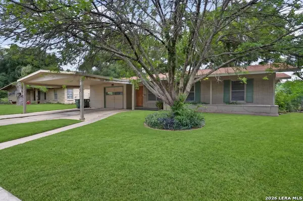 423 Craigmont Ln, San Antonio, TX 78213