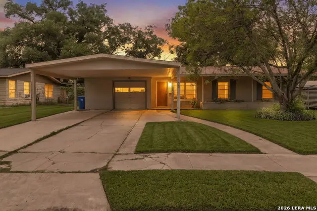 423 Craigmont Ln, San Antonio, TX 78213 - #2