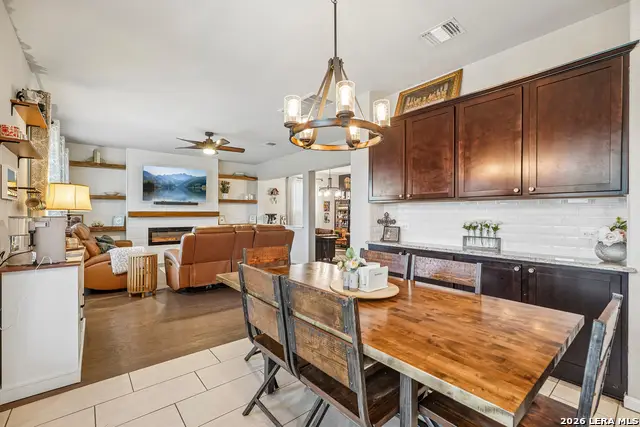 1344 Lauren St, New Braunfels, TX 78130 - #2