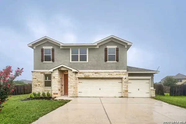 8222 Cactus Bend Dr, San Antonio, TX 78254