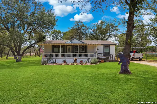 200 Michael Rd, Poteet, TX 78065