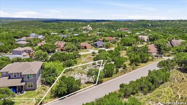 10803 Lake Park Dr, Dripping Springs, TX 78620