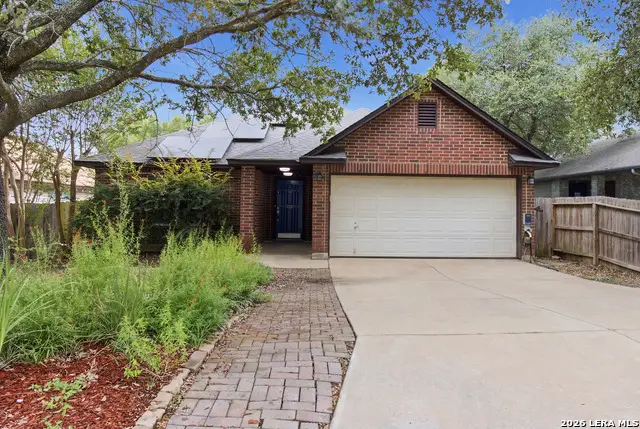 16172 Walnut Creek Dr, San Antonio, TX 78247 - #2