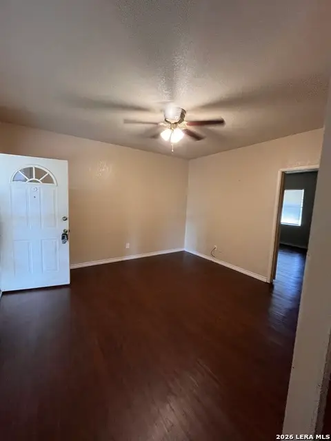 6911 N Us Highway 281, Pleasanton, TX 78064 - #2