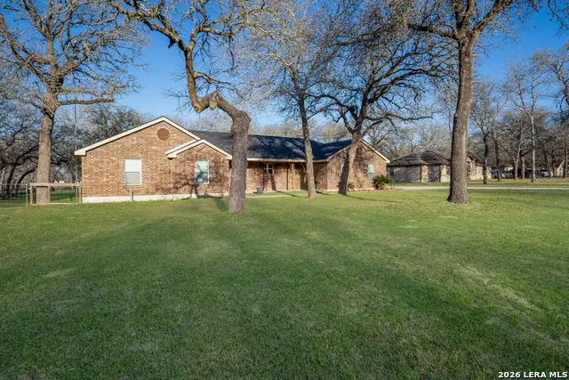 521 Jacobs Ln, La Vernia, TX 78121 - #3
