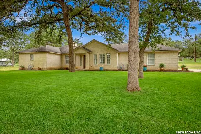 400 Quail Rdg, La Vernia, TX 78121 - #3