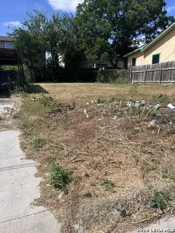 2012 Lyons St, San Antonio, TX 78207 - #2