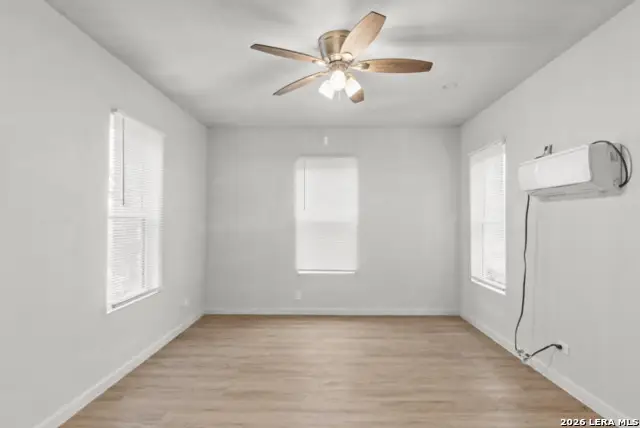826 Poinsettia, San Antonio, TX 78202 - #3