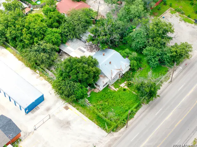 555 W Main St, Uvalde, TX 78801 - #2