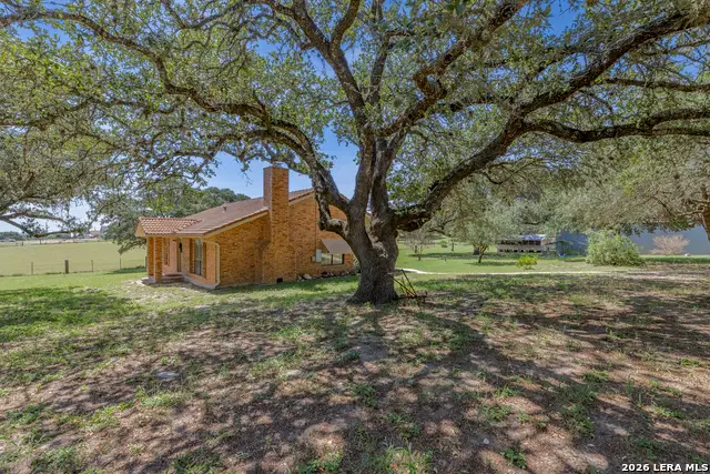 138 Big Oak Dr, Adkins, TX 78101 - #1