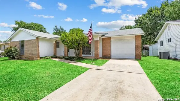 1036 Richmond Dr, Schertz, TX 78154