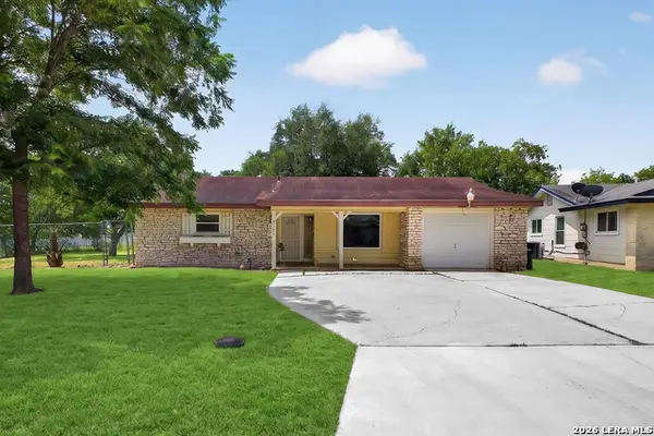6002 Pine Valley Dr, San Antonio, TX 78242