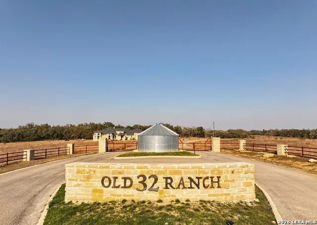 783 Tiswin Trl, Blanco, TX 78606 - #2