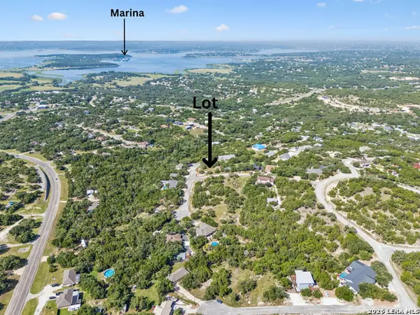 194 Night Hawk Ln, Canyon Lake, TX 78133
