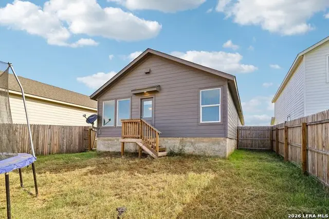 212 Cowboy Rdg, Pleasanton, TX 78064 - #3