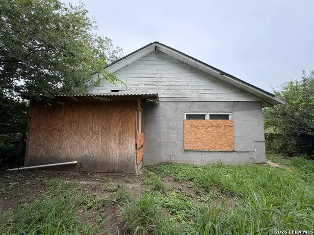 2104 S Navidad St, San Antonio, TX 78207 - #2