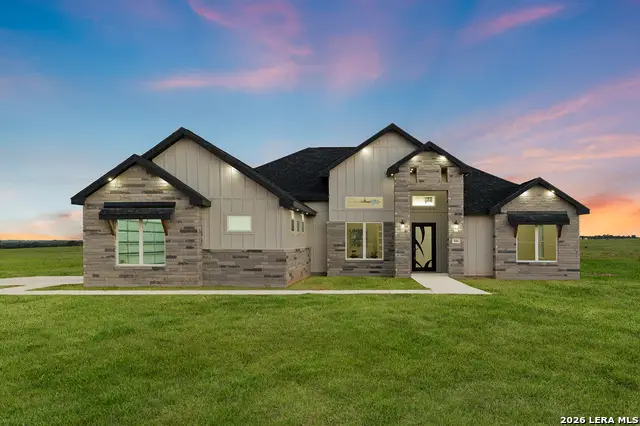 116 Pioneer Dr, La Vernia, TX 78121 - #1