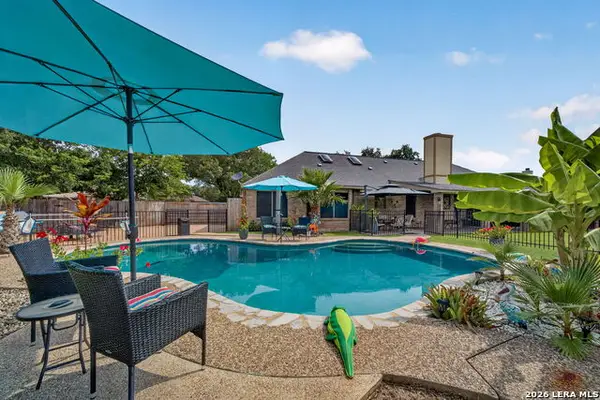 104 Sunnyland, Castroville, TX 78009