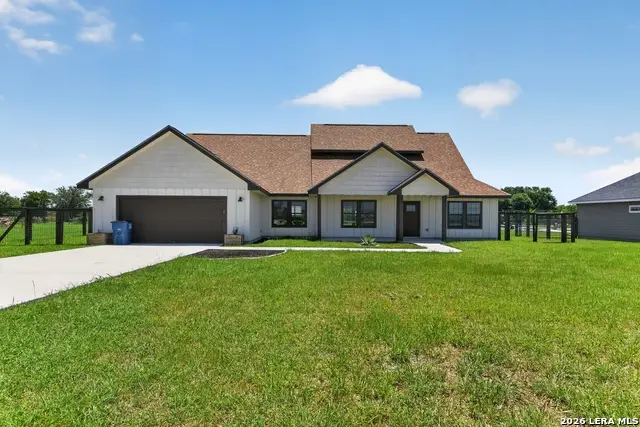 659 Thormeyer Rd, Seguin, TX 78155 - #1