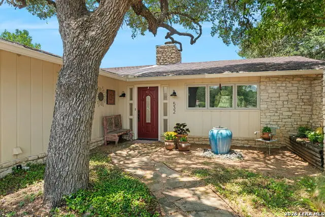 532 N School St., Boerne, TX 78006 - #2