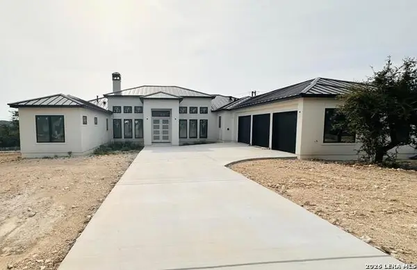23028 Crafty Rdg, San Antonio, TX 78255