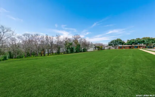 103 Blakeley Dr, San Antonio, TX 78209 - #2