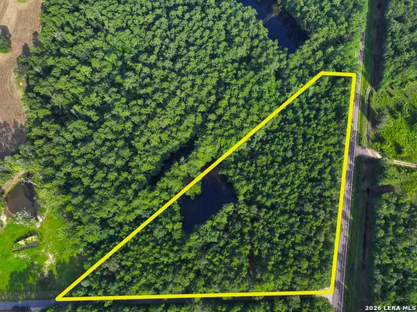 03 Fm 787, Saratoga, TX 77585