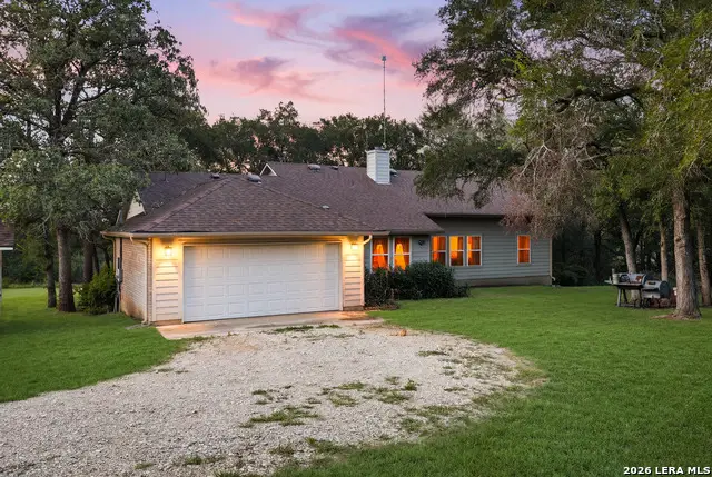 795 Indian Springs Dr, Kingsbury, TX 78638 - #3