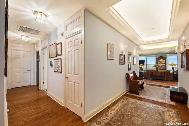 1 Towers Park Ln #2305, San Antonio, TX 78209 - #3