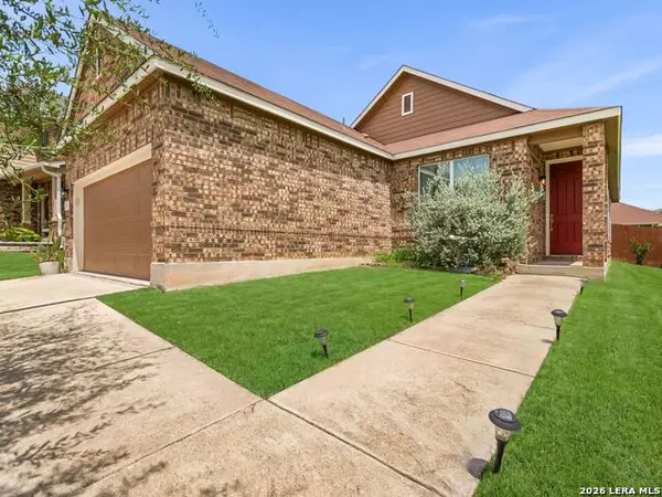 3358 Uresti Flds, Converse, TX 78109