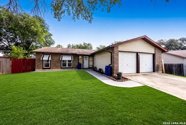 7618 Church Oak St, Live Oak, TX 78233