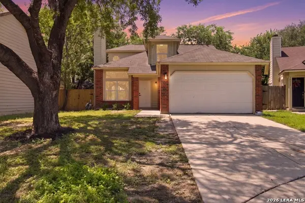 10242 Aurora Field Dr, San Antonio, TX 78245