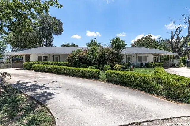 354-356 Bobolink, New Braunfels, TX 78130 - #1